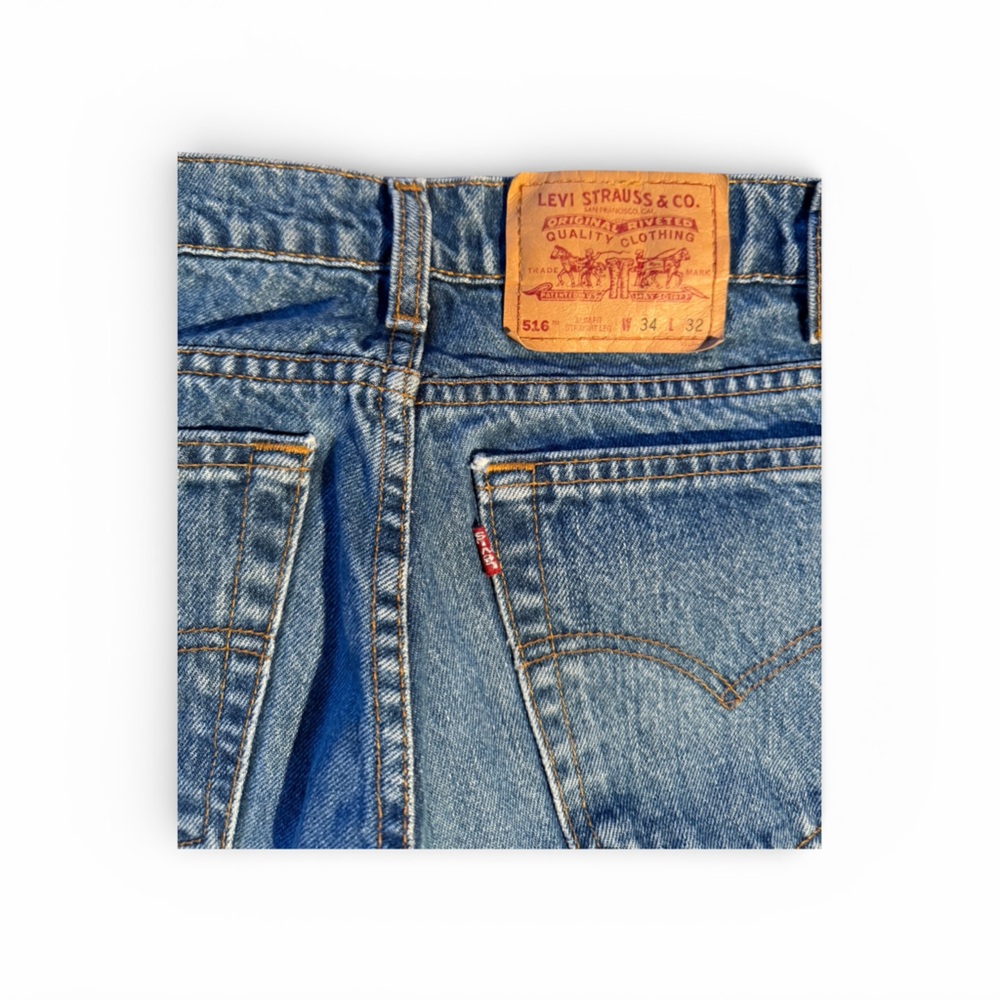 Vintage 516 Levi’s Blue Jeans 34X32. Unisex. Made in Canada. - Picture 3 of 8